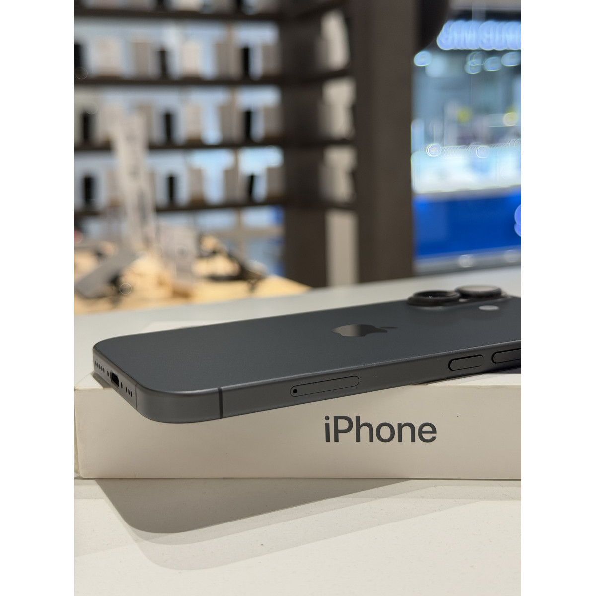 Б/У Apple iPhone 17 256 Gb Black (1sim+eSim) АКБ 100%
