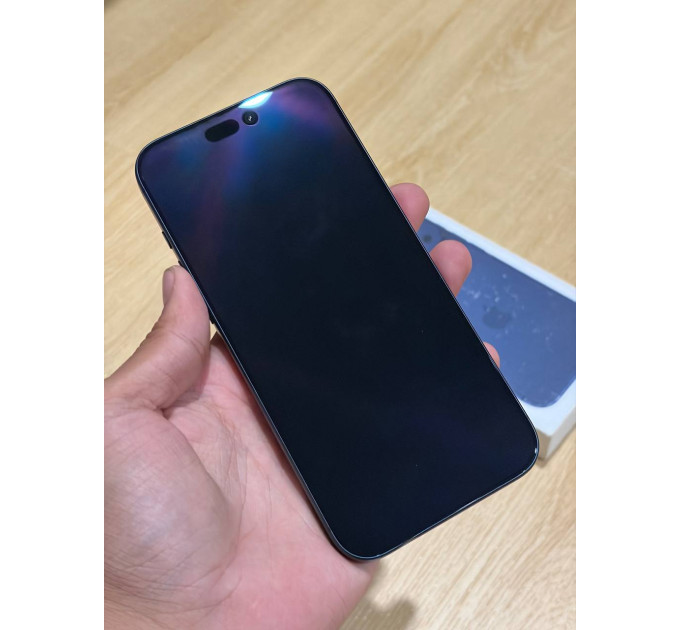 Б/У Apple iPhone 17 Pro Max 512 Gb Deep Blue (1sim + eSim) (АКБ 99%)