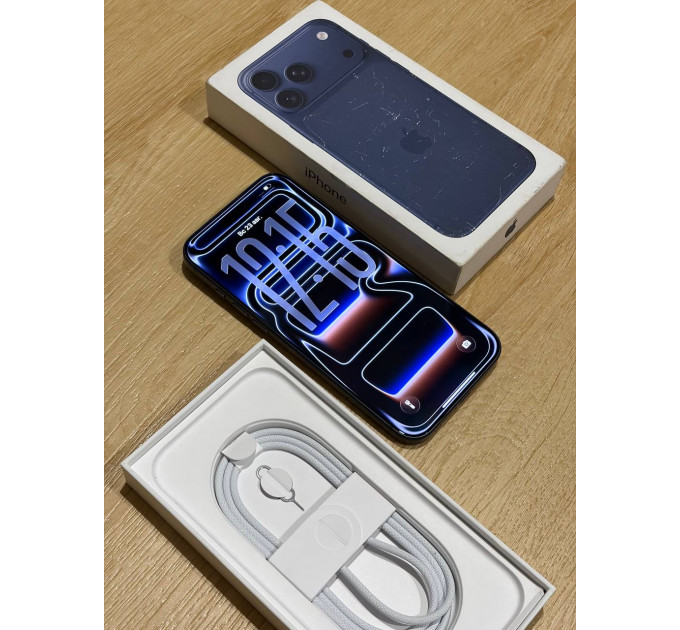 Б/У Apple iPhone 17 Pro Max 512 Gb Deep Blue (1sim + eSim) (АКБ 99%)