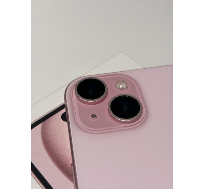 Б/У Apple iPhone 15 128Gb Pink (АКБ 82%)