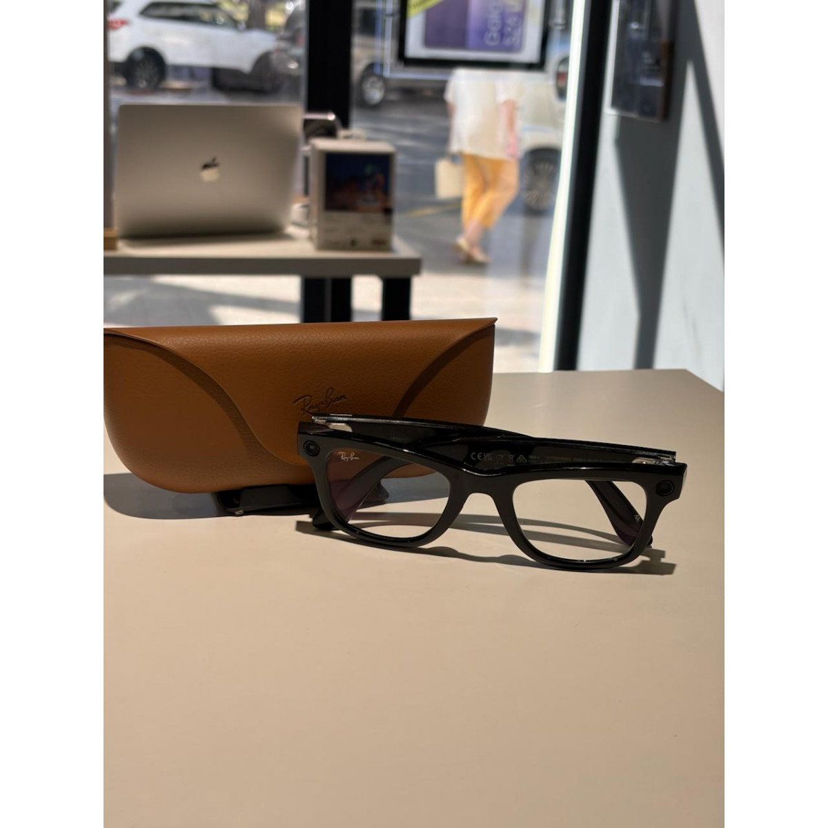 Б/У Умные очки Ray-Ban Wayfarer 1-gen Clear