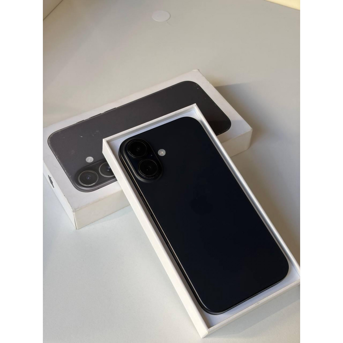 Б/У Apple iPhone 16 128Gb Black (АКБ 90%)