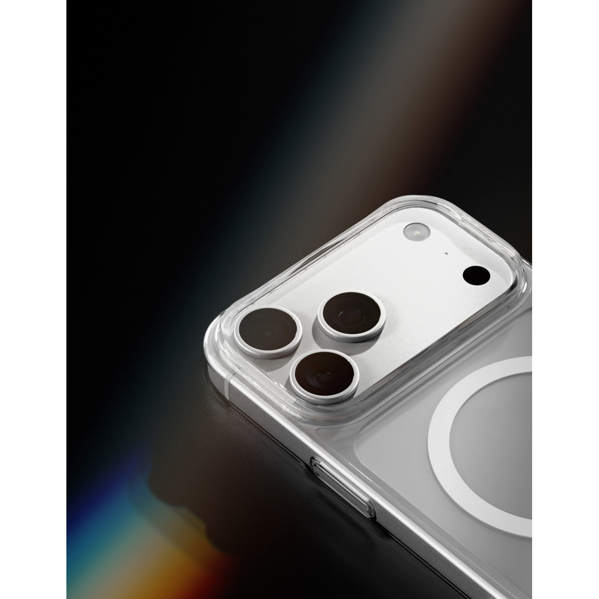 Чехол защитный VLP Diamond Case с MagSafe для iPhone 18 Pro, прозрачный